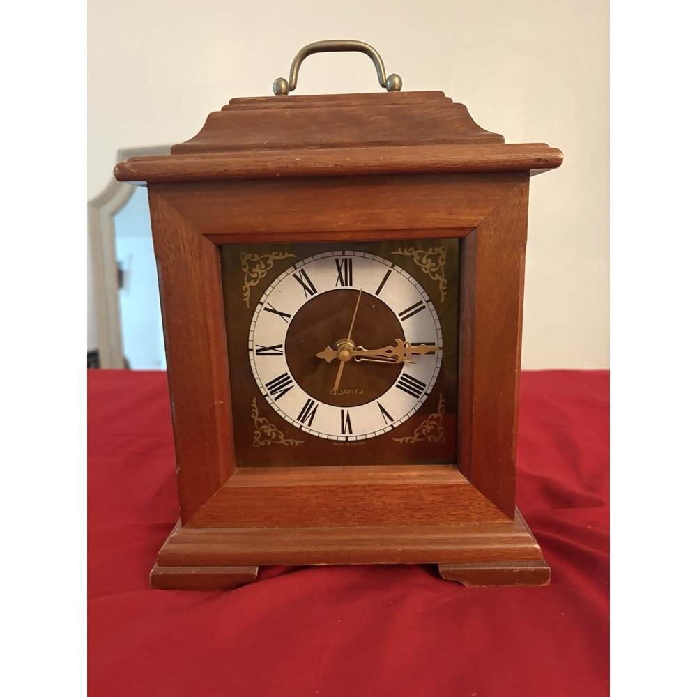 Vintage Wooden Quartz Desk Mantel Table Clock Brass Handle Taiwan Roman Numerals